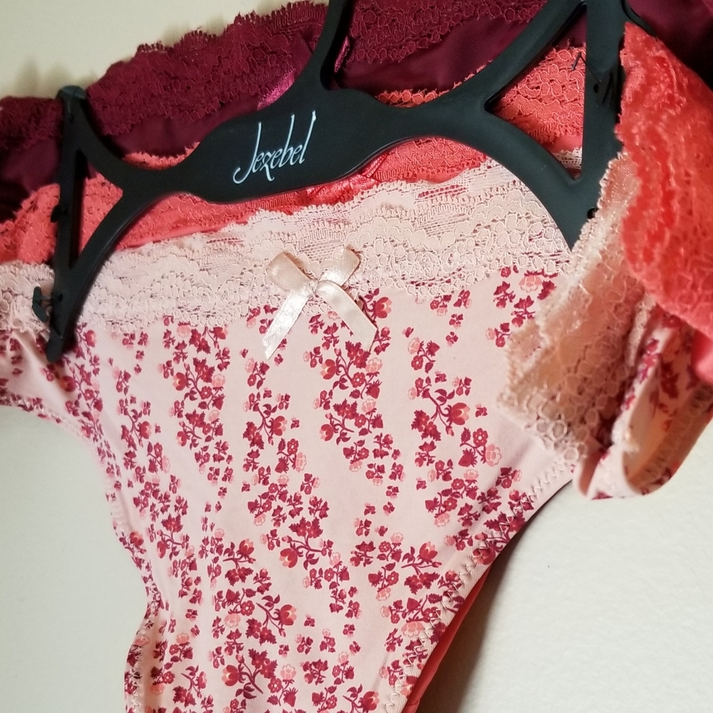 Women's Micro Lace Inset Thong set, NEW w/tags